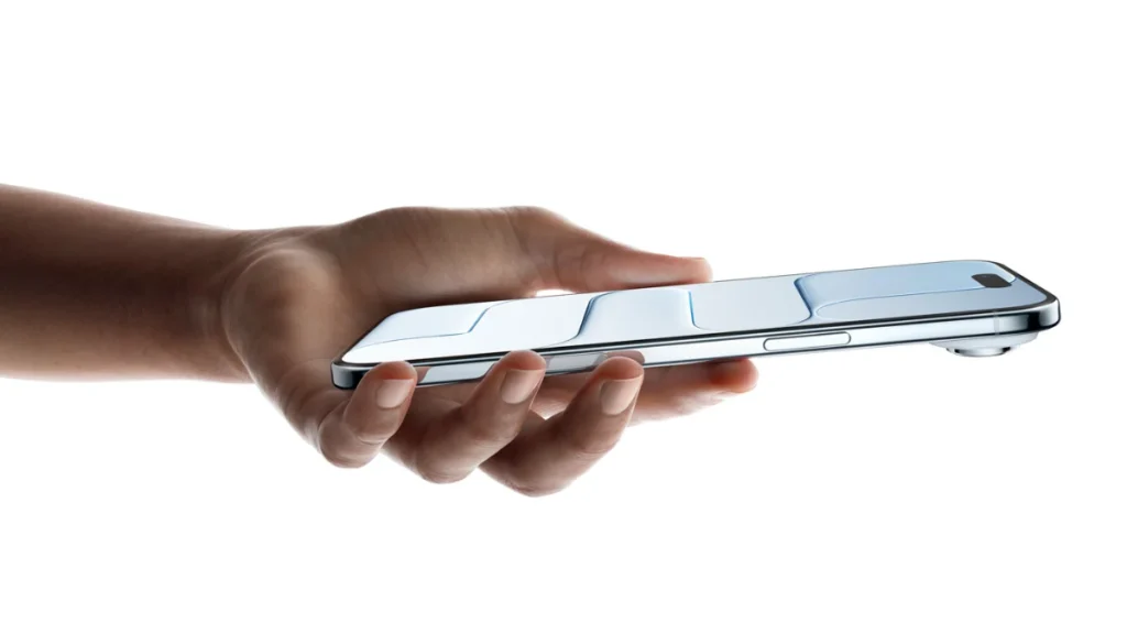 Apple iPhone 17 Air with ultra-thin 5.6mm body and stunning 6.5-inch Super Retina XDR display.